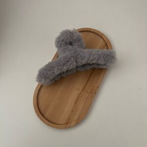 Grey fluffy hair clip - super cute and comfy #y2k #00s #90s #coquette